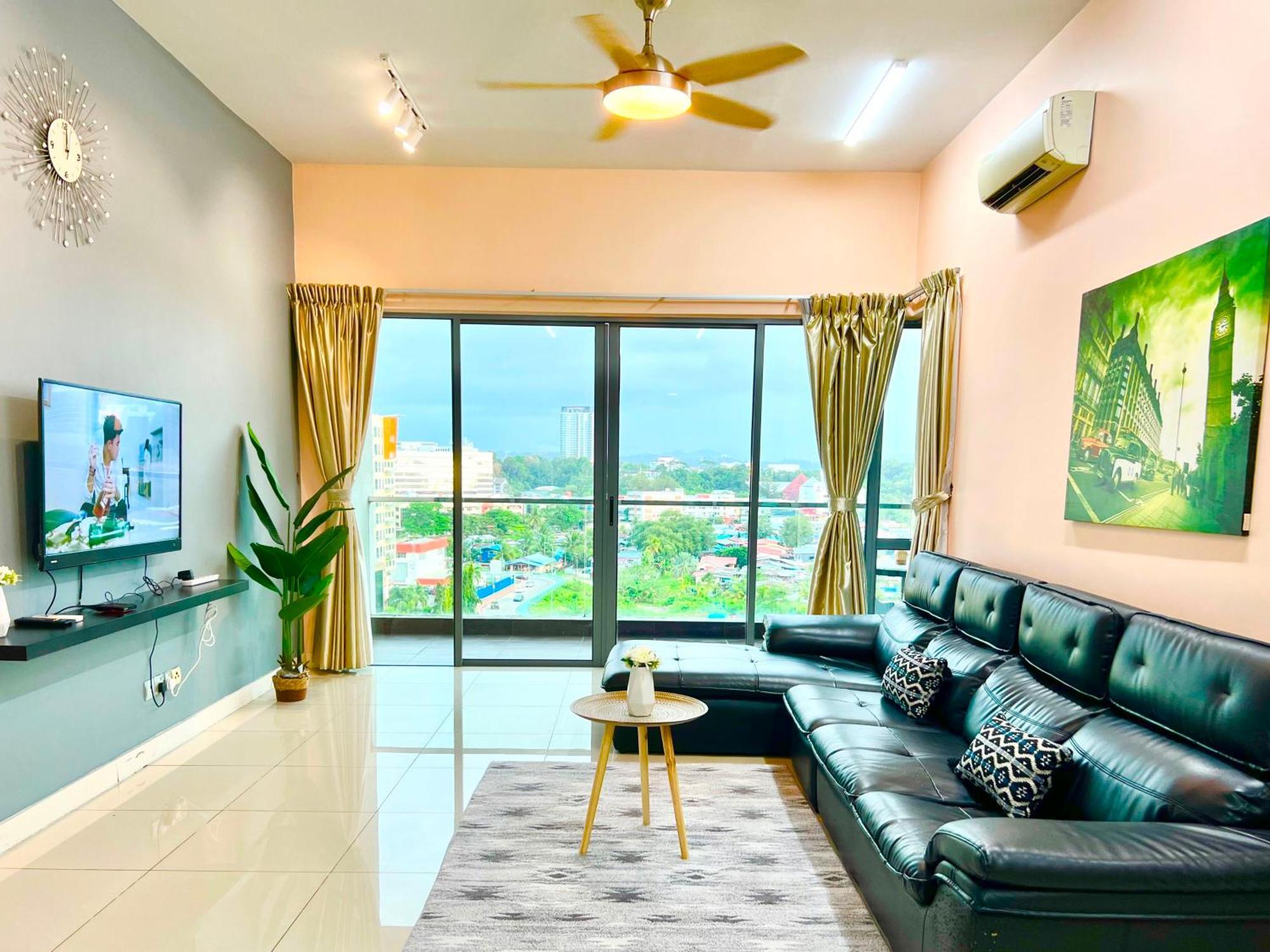 Capital O 90987 The Loft Residences Homestay @ Imago Shopping Mall 2 Kampong Sembulan Exterior photo